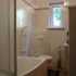Bad Mit Badewanne, Duschwand, WC, Fenster